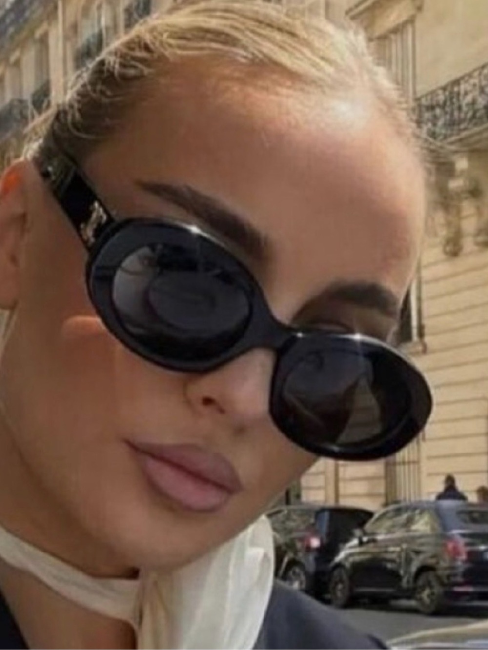 Celine Black Sunglasses with Gold Logo Case - Picture 2 of 4